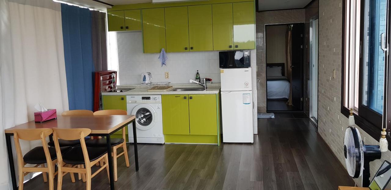Seom Story Pension Seogwipo Dış mekan fotoğraf