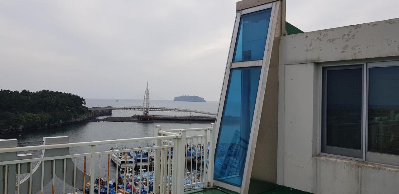 Seom Story Pension Seogwipo Dış mekan fotoğraf